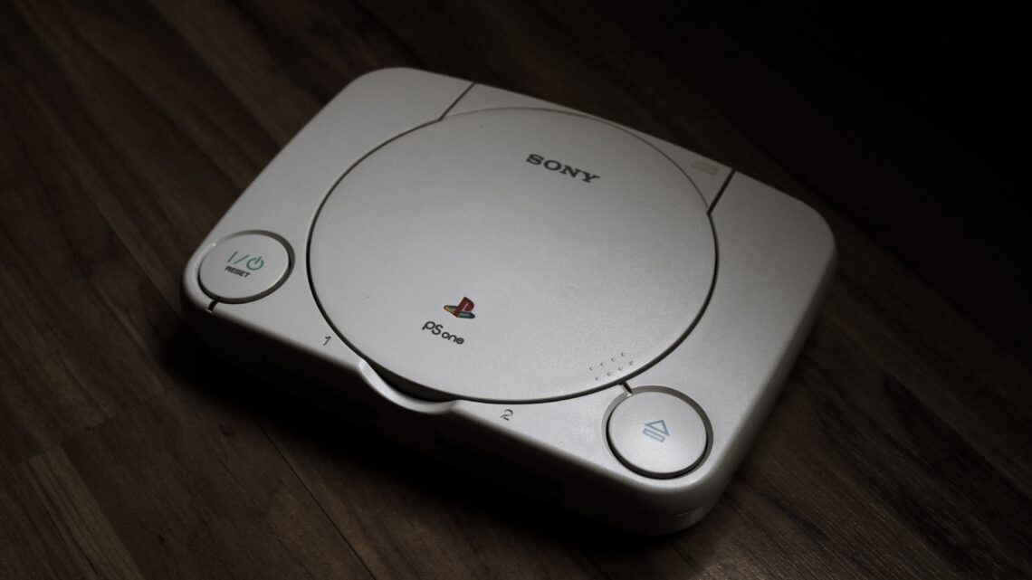 Ile lat ma PlayStation 1?