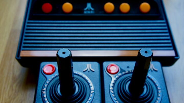 Jak podłączyć konsolę Atari do nowoczesnego telewizora HDMI?