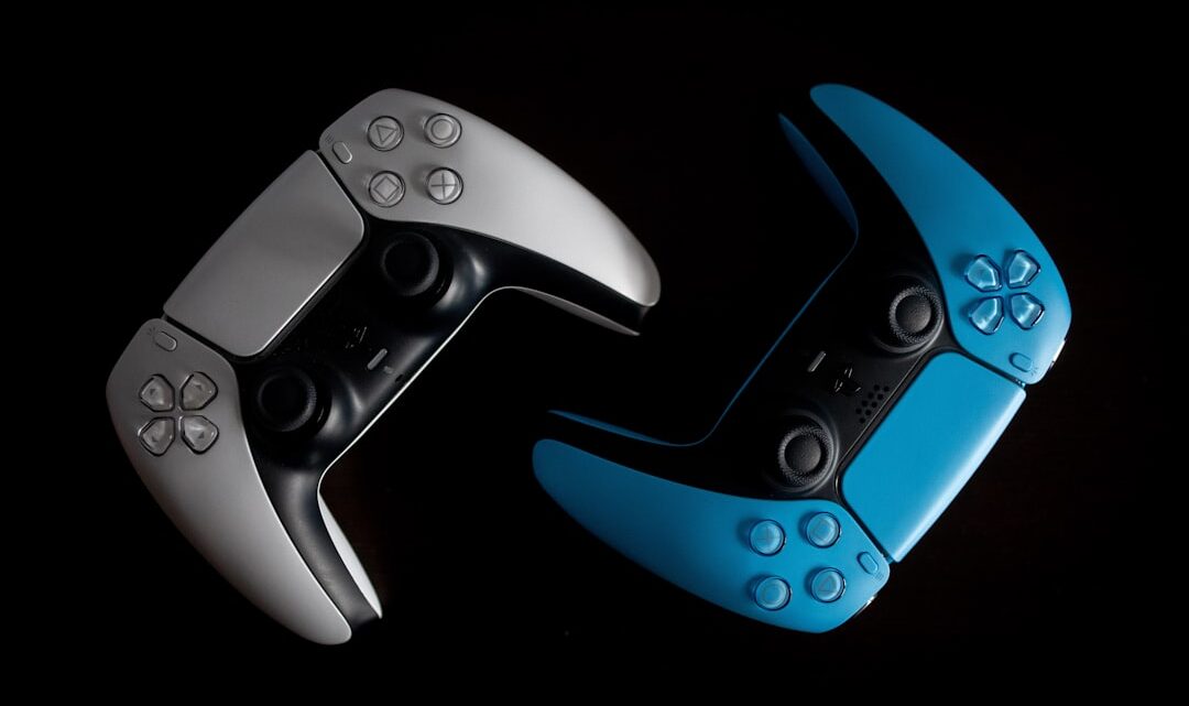 PS5 DualSense Edge – Czy warto kupić profesjonalny kontroler do PlayStation 5? Recenzja i porównanie