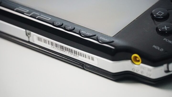 PSP Custom Firmware: Jak zainstalować i uruchamiać gry/emulatory z karty pamięci (kompletny poradnik)