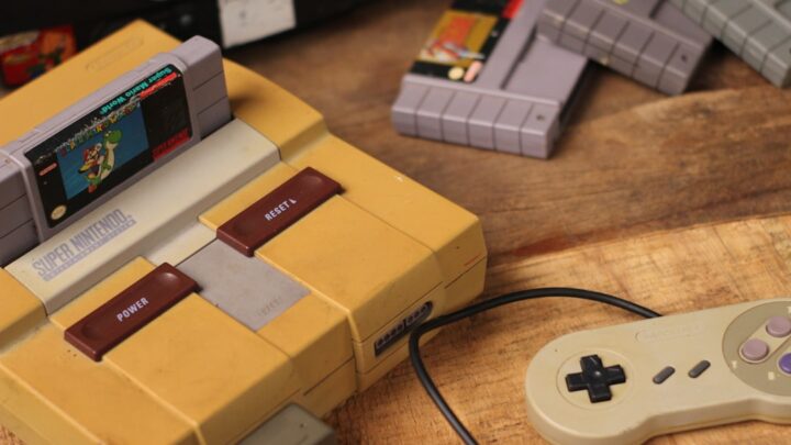 Retro Konsole (NES, SNES, PSX): Jakie zestawy kabli i adapterów są potrzebne do podłączenia ich do współczesnych telewizorów?