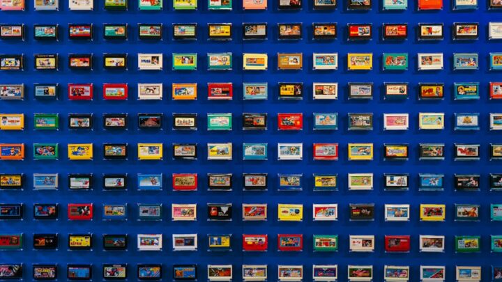 Tworzenie własnej kolekcji gier retro: Jak znaleźć i zabezpieczyć kultowe tytuły z konsol NES, SNES i PSX?