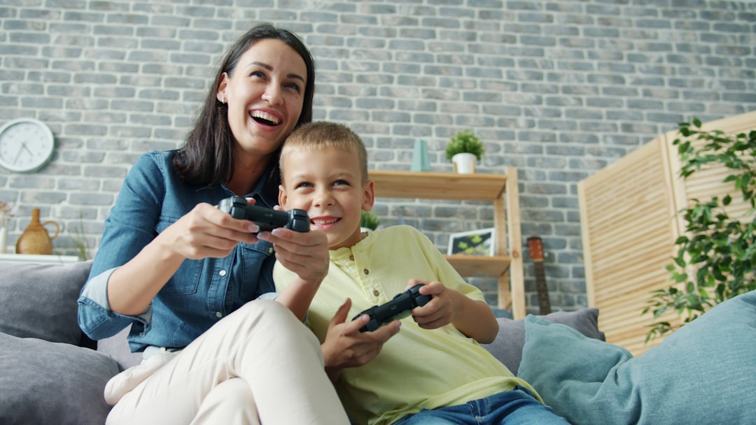 Xbox Family Settings: Pełny przewodnik po kontroli rodzicielskiej i bezpiecznym graniu dla dzieci na konsolach Xbox.