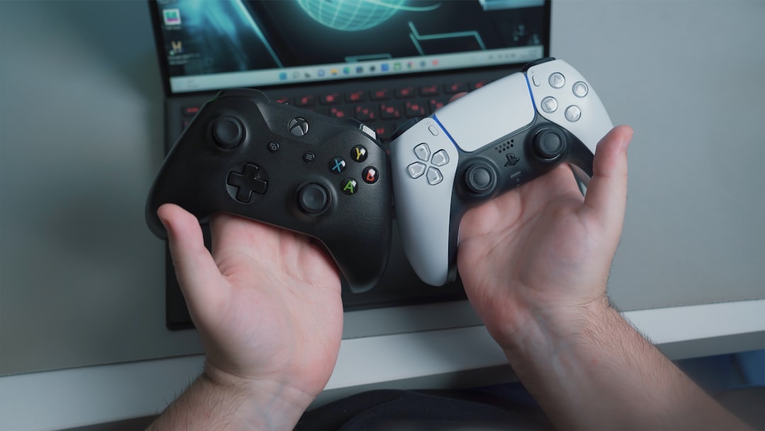 Gry w chmurze na Xbox i PlayStation: Jak minimalizować opóźnienia i poprawić jakość streamingu w grach?