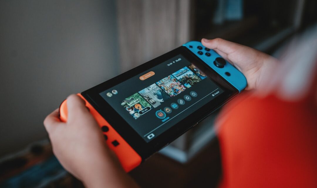 Niezwykłe zastosowania konsoli Nintendo Switch poza grami: Streaming wideo, przeglądanie internetu i kreatywne wykorzystanie aplikacji.