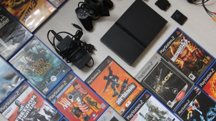PlayStation 2: Jak zarządzać systemem zapisu gier (Memory Card, Free McBoot) i rozwiązywać najczęstsze problemy z uszkodzonymi save’ami lub brakiem miejsca?