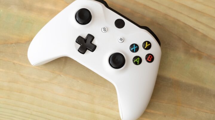 Xbox 360: Przewodnik po ukrytych funkcjach Xbox Live Arcade i cyfrowych perełkach, które wciąż warto odkryć – jak kupować i uruchamiać te gry w 2024 roku?