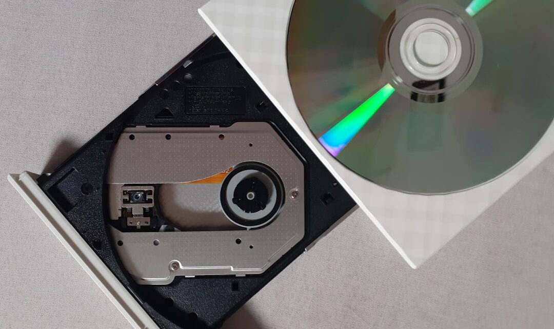 Xbox Series X/S: Jak poradzić sobie z problemem uszkodzonego dysku twardego i czy możliwa jest jego wymiana?