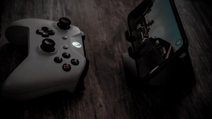 Xbox Series X/S: Jak wykorzystać w pełni potencjał aplikacji mobilnej Xbox do zarządzania konsolą i grami?