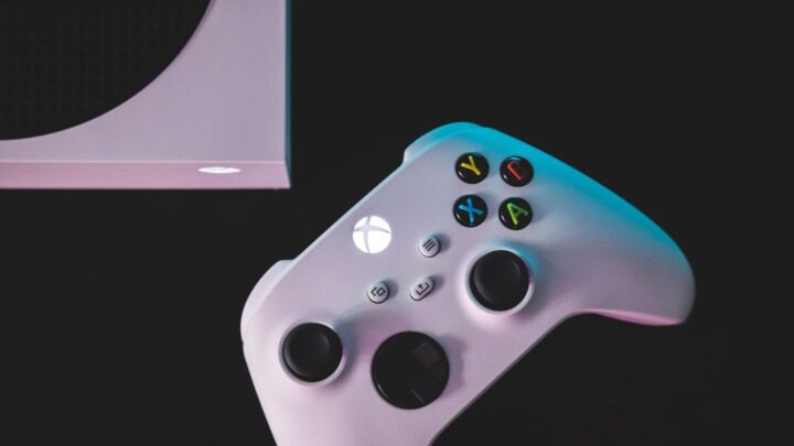 Xbox Series X/S: Przewodnik po zakupie gier cyfrowych z innych regionów – Czy warto i jak to zrobić bezpiecznie?