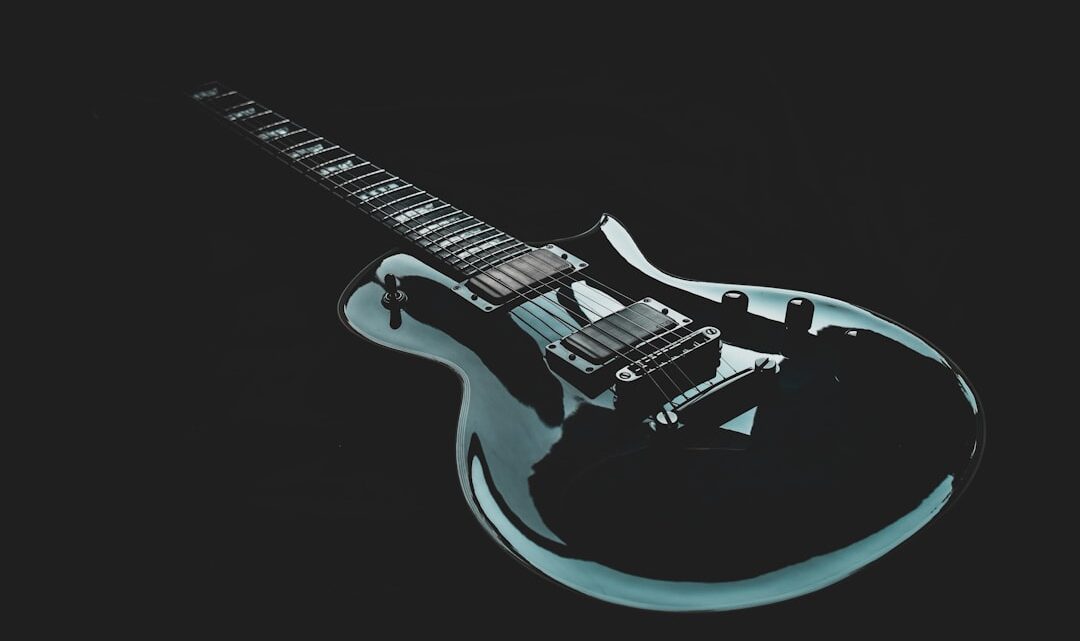 PlayStation 2: Jak podłączyć gitarę do Guitar Hero/Rock Band i zoptymalizować wrażenia z gry (kalibracja, kompatybilność)?
