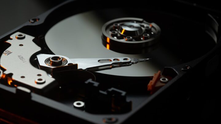 PlayStation 3: Jak odzyskać dane z uszkodzonego dysku twardego? Praktyczny poradnik diagnostyki i ratowania plików.