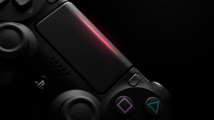 PlayStation 4: Poradnik po trybie awaryjnym (Safe Mode) – jak diagnozować i rozwiązywać najczęstsze problemy systemowe (np. błędy aktualizacji, odbudowa bazy danych)?