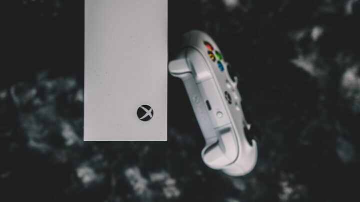 Xbox, Ogólne: Jak kalibrować telewizor lub monitor gamingowy pod Xbox Series X/S dla optymalnych kolorów i kontrastu (HDR, HLG)?