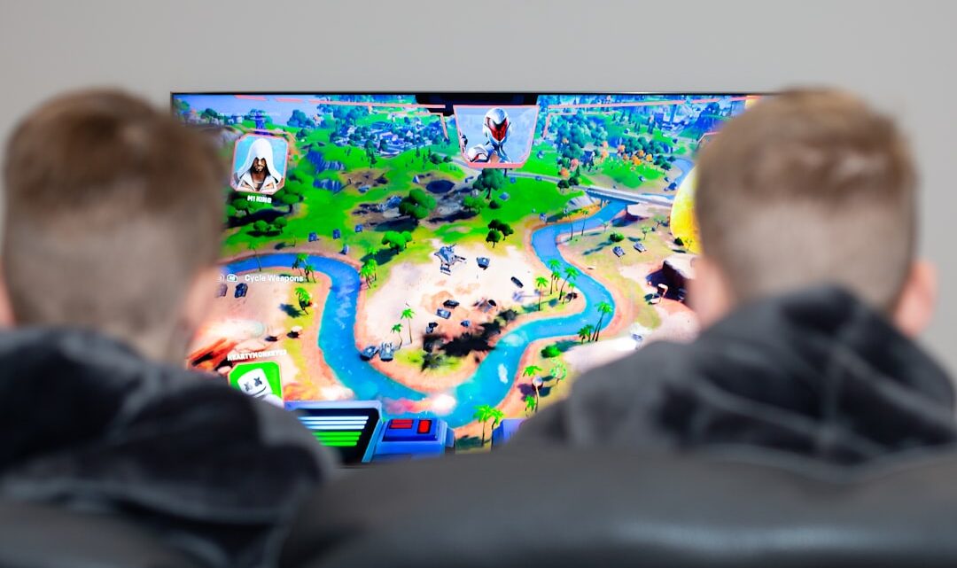 Jak wykorzystać funkcję Xbox Remote Play do grania w trybie kooperacyjnym na dwóch ekranach (konsola + urządzenie mobilne/PC)? Poradnik konfiguracji i najlepszych gier.