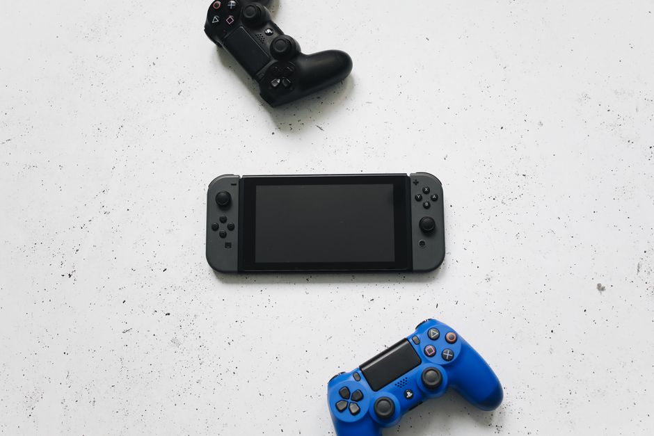 Nintendo Switch: Jak precyzyjnie zarządzać czasem gry dzieci i filtrować treści online? Zaawansowane ustawienia kontroli rodzicielskiej i raportów aktywności.