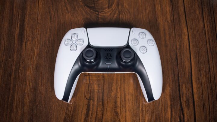 PlayStation 5: Jak przyspieszyć pobieranie gier i aktualizacji? Optymalizacja ustawień sieciowych i priorytetów pobierania.