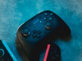Nintendo switch controllers are shown in the image.