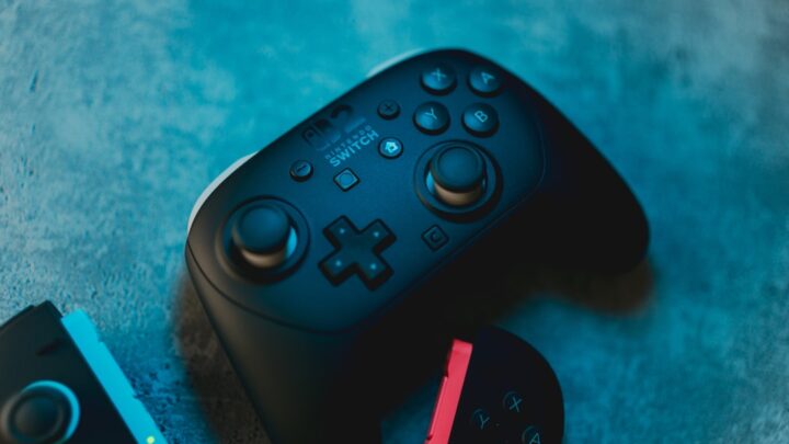 PlayStation 6 i Nintendo Switch 2: Jakie nowe technologie i tryby zasilania zminimalizują zużycie energii i wpłyną na ekologię gamingu?