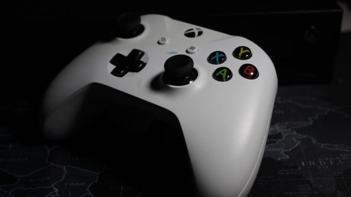 Xbox One X: Czy „Project Scorpio” wciąż ma sens w 2024 roku? Analiza wydajności i unikalnych funkcji dla wymagających graczy.