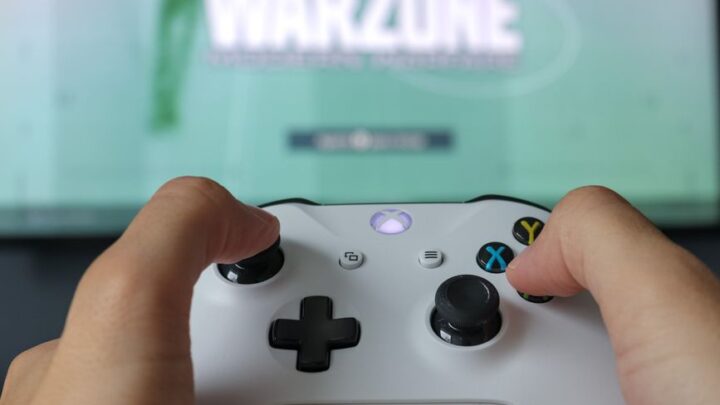 Xbox Series X/S: Jak skonfigurować i używać trybu Game DVR do nagrywania i udostępniania fragmentów rozgrywki?