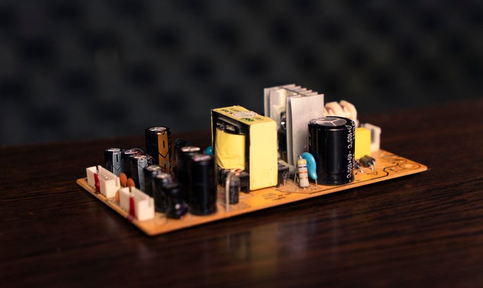 Naprawa zasilaczy Atari 2600/5200/7800 – Poradnik