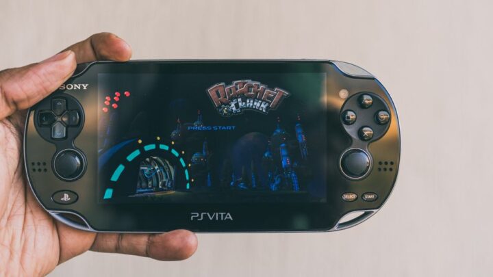 PS Vita CFW: Przewodnik instalacji, emulatory i homebrew
