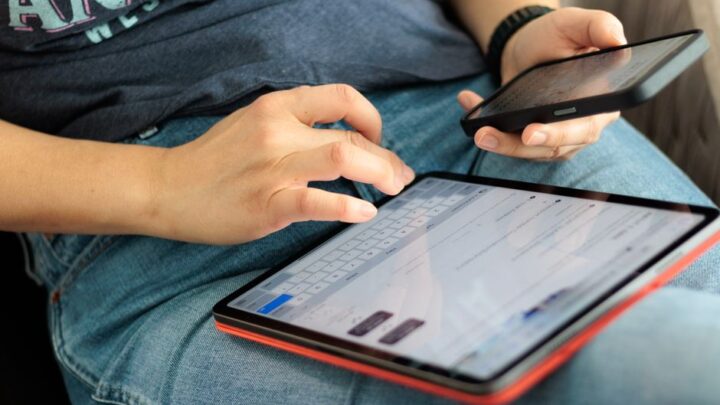 Steam Deck: Internet 4G/5G, tethering USB do gier online