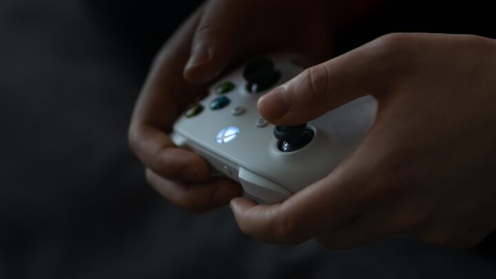 Xbox Series X/S Share button: Konfiguracja i użycie