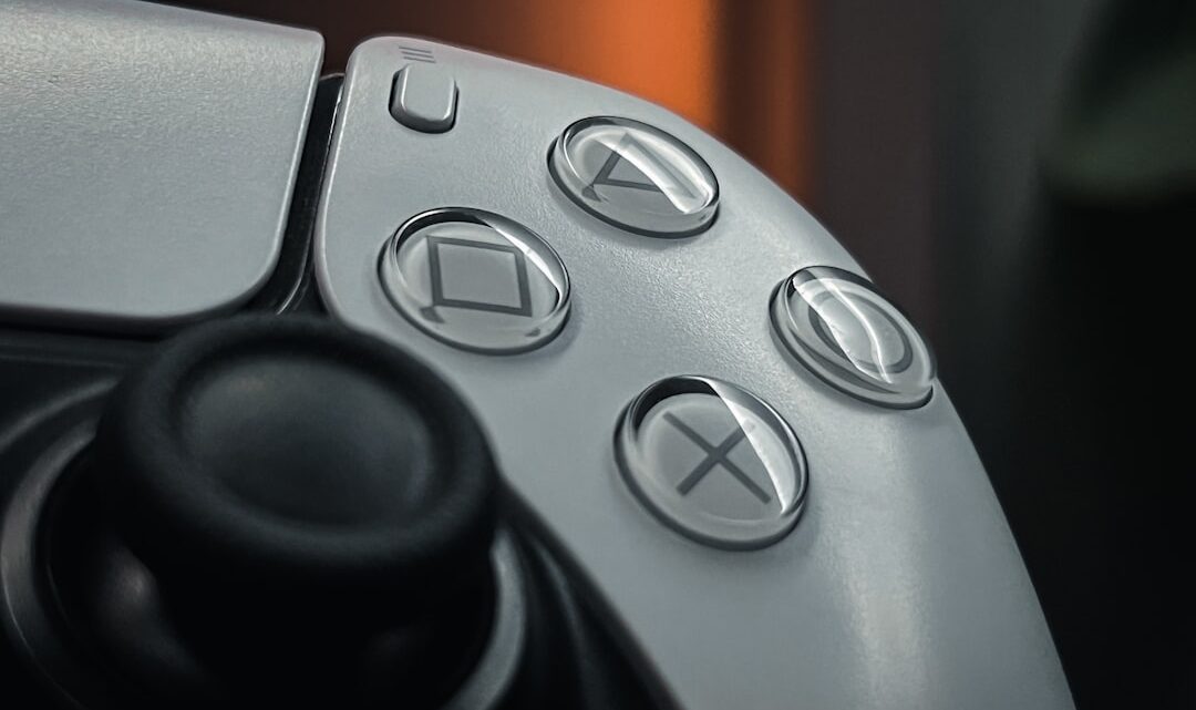 PS5: Backup zrzutów ekranu i nagrań na USB / chmurze